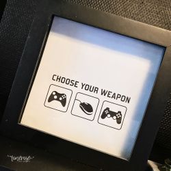 Gaming-rom // Choose your weapon // Gratis print