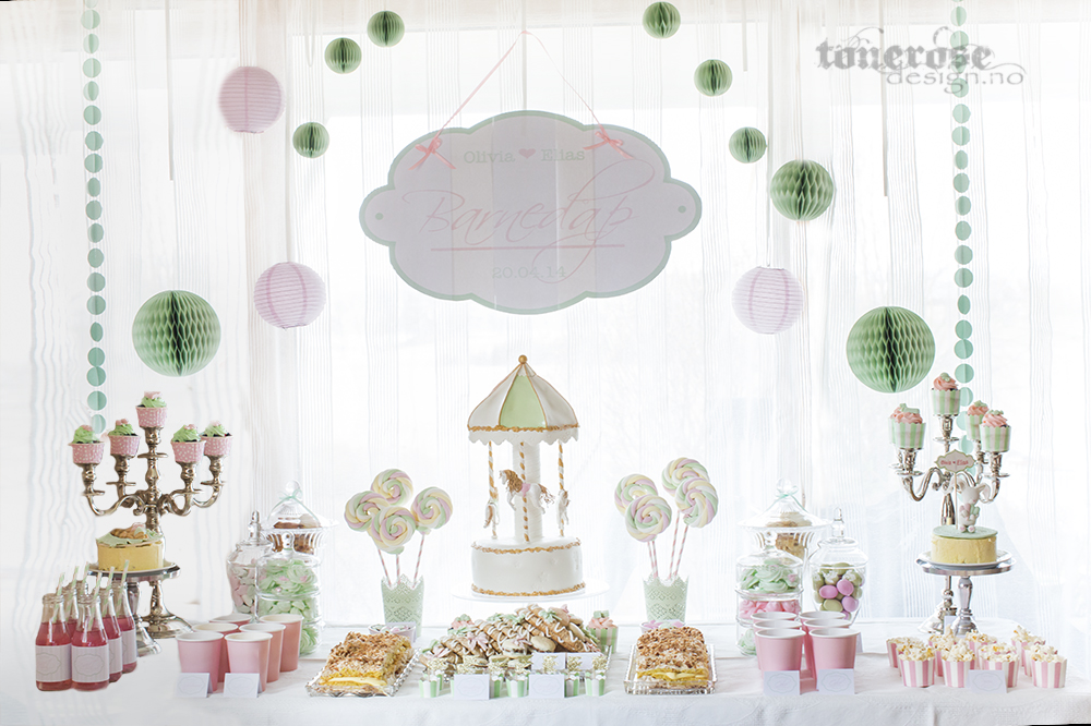 Dessertbord barnedåp - karusell, rosa og mintgrønn